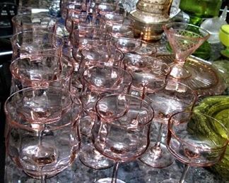 Vintage Blush Pink Depression glass water glasses or wine goblets, Panel Optic Pattern