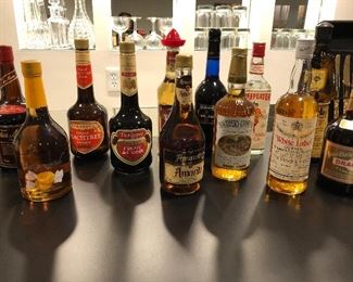 WHITE LABEL SCOTCH BOTTLE