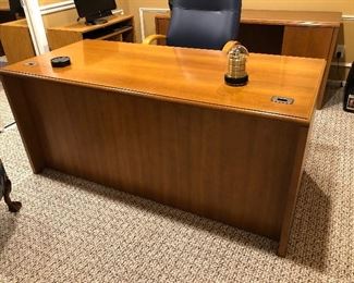 CHERRY VENEER OFFICE FURNITURE