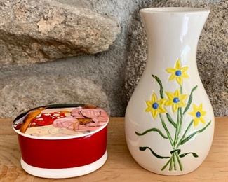 Item 138:  de Young Ceramic Trinket Box and Pretty Vase:  $15