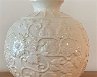 Item 60:  Decorative Vase - 11.5": $25