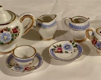 Item 285:  Miniature set, missing top to sugar bowl and one tea cup: $12