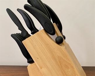 Item 191:  Miracle Blade Butcher Block & Knives:  $40
