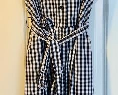 Item 305:  Sleeveless Gingham Check: $15