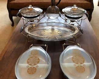 Vintage Mid Century Pyrex with original boxes and never used