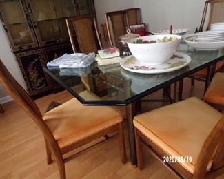 glass top table w/8 chairs
