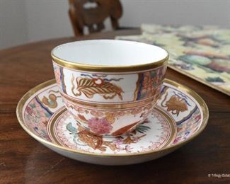 Shallow Chinese Export Dish & Cup $18
4.75 diamter .75" deep