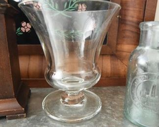 Small Glass Urn $10