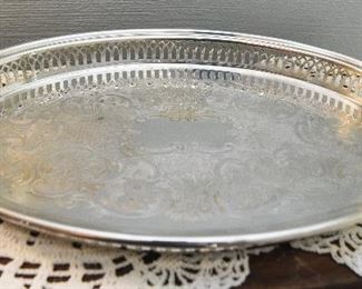 Sheffield Silverplate Gallery Tray $15
14" x 10"