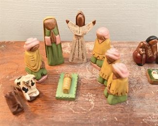 Yellow/Green Nativity Set $15
Made in Ecuador