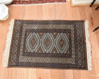 2'x3' Wool Rug $30