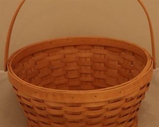 Lot# 2241 - Vintage Basket