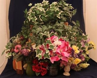 Lot# 2265 - Lot of Assorted Faux Flowers