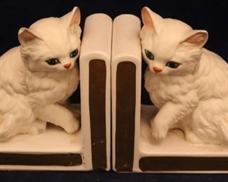 Lot# 2326 - Cat Bookends