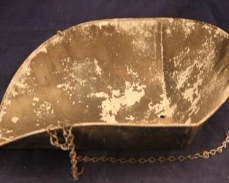 Lot# 2425 - Metal Scale Hanging tray