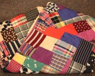 Lot# 2435 - Vintage Hand Made quilt