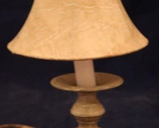 Lot# 2492 - Lamp