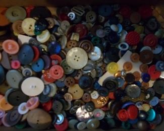 BUTTONS!!!!!!!!!!!!!!!!!!!