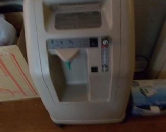 Home 5 QT Oxygen Concentrator/ Available for Pre-Sale 250.00