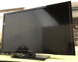 Insignia 32in Flat Screen TV