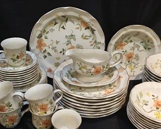 Vtg Mikasa Olde Tapestry Set