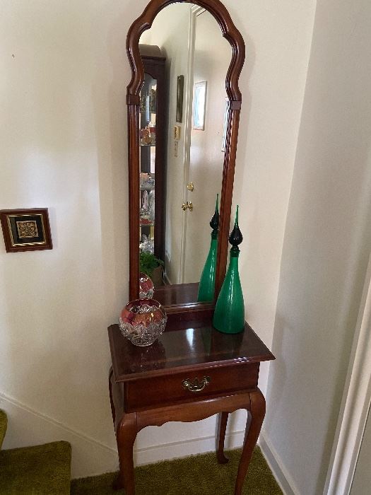 Entryway table and mirror 