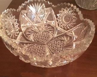 Cut glass bowl