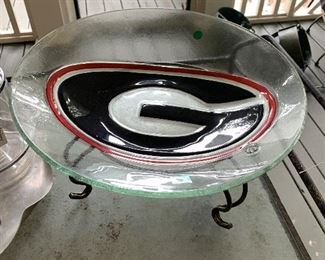 Tabletop bird bath/serving dish/beverage stand