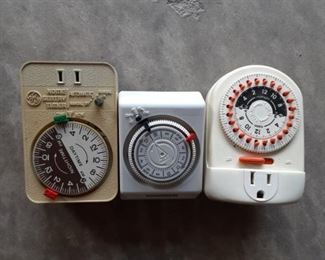 Assorted Outlet Timers