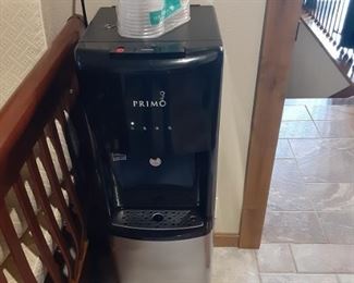 Primo Water System w/1 Empty and 1 Full Container