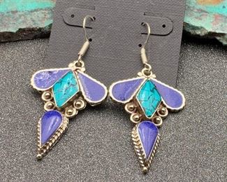 Silver and brass earrings from Tibet with turquoise and lapis