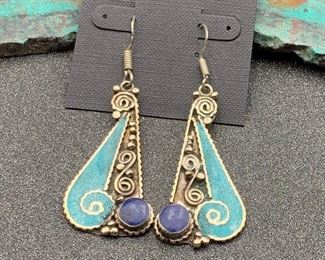 Silver and brass earrings from Tibet with turquoise and lapis