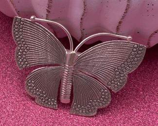 Fine silver butterfly pendant from Thailand