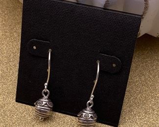 Fine silver dangle earrings from Thailand