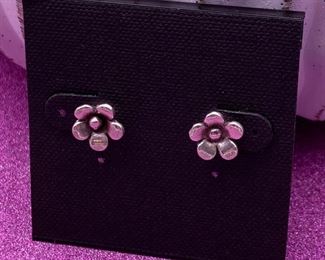 Fine silver floral post earrings from Thailand