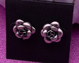 Fine silver floral post earrings from Thailand