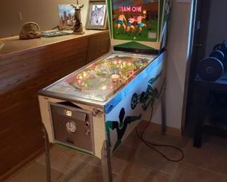 Vintage Team One pinball machine by Gottlieb