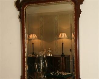 GEORGE III MIRROR, MAHOGANY WITH SHELL INLAY AND PIERCED DESIGN IN CRESTING.  ENGLAND, 19TH CENTURY 