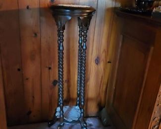 Reproduction Victorian Fern stand