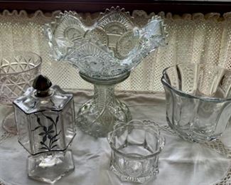CLEARANCE!   $5.00 now, was $20.00......Assorted Clear Glassware (A30)