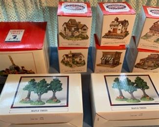 HALF OFF !  $6.00  now, was $12.00......Liberty Falls Miniature Houses and Trees (A192)