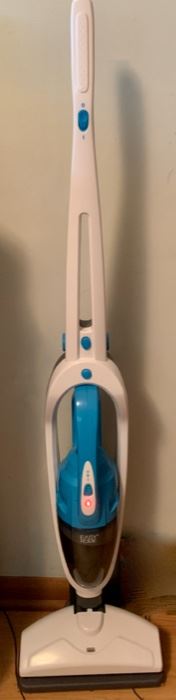 HALF OFF !  $10.00 now, was $20.00........Easy Home Vacuum (A269)