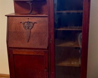 CLEARANCE !  $150.00 now, was $400.00.......Antique Secretary 