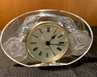 CLEARANCE!  $4.00 now, was $12.00........Crystal Clock (A247)