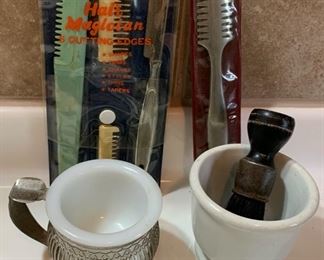 REDUCED!  $12.00 now, was $16.00........Razor, Shave Brush and mugs (AA4)
