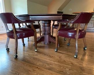 Alternate view of Octagonal Card Table with 4 Chairs on Casters