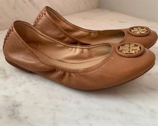 $100 - DESIGNER Tory Burch Brown Leather Ballet Flats - Size 9 