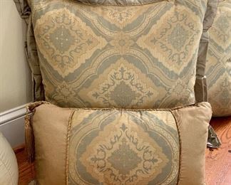 $300 - LUXUROUS Custom Pillows - Set of 5 - Includes 3 Oversized Euro Pillows 32" x 32" and 2 Smaller Decorative Pillows
