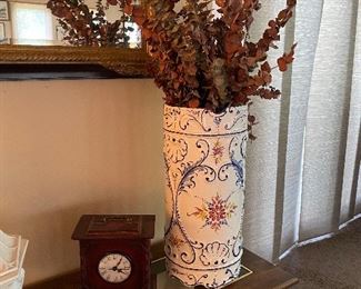 Large vase, clock/key box