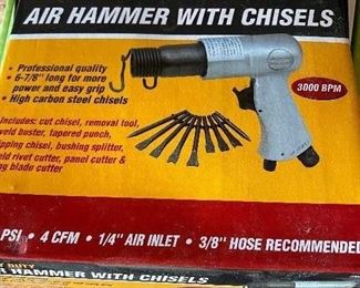 Central Pnematic NIB Air Hammer with Chisels